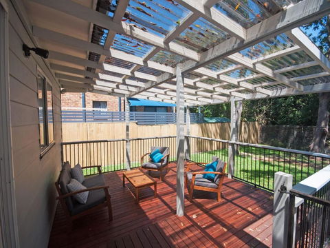 Surfs Up - Darwin Holiday 6