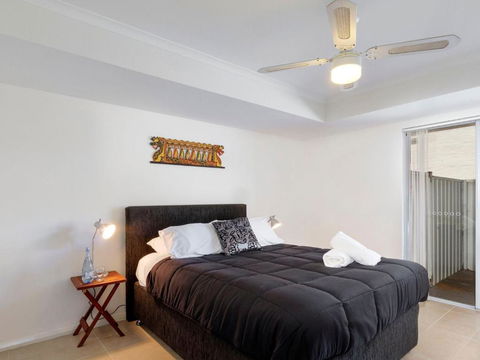 Seachange Apartment 1 - Darwin Holiday 5