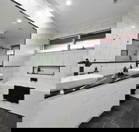 Lakeside Landing - Waterfront - Darwin Holiday