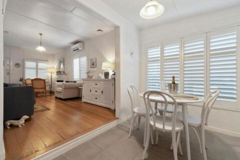 Amber Cottage Luxury Seaside Retreat With Outdoor Spa! - Darwin Holiday 5