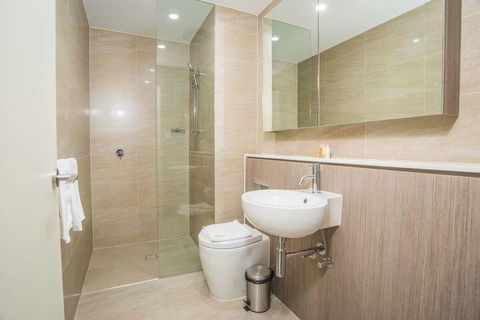 Lovely & Luxurious Townhouse In Zetland - Darwin Holiday 6