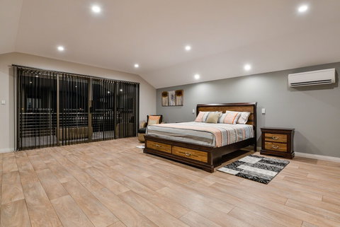 5 Kestrel Place - Darwin Holiday 1