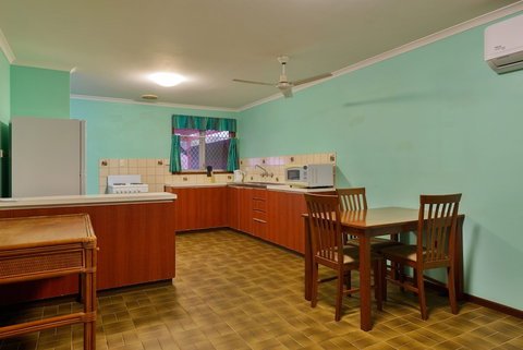 4 / 1 Maidstone Crescent - Darwin Holiday 4