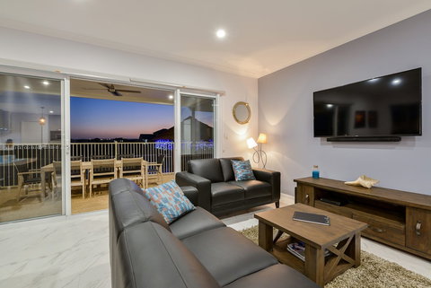 34 Madaffari Drive - Darwin Holiday 5