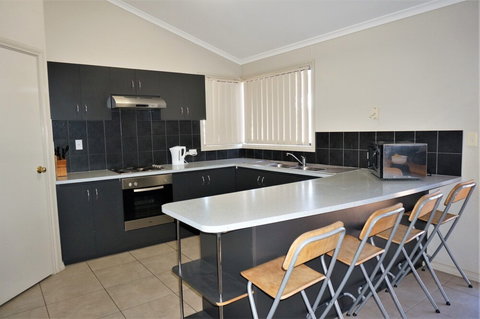 9 Krait Street - Darwin Holiday 5