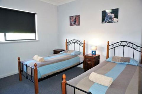 Ningaloo Breeze Villa 6 3 Bedroom Fully Self Contained Holiday Accommodation - Darwin Holiday 6