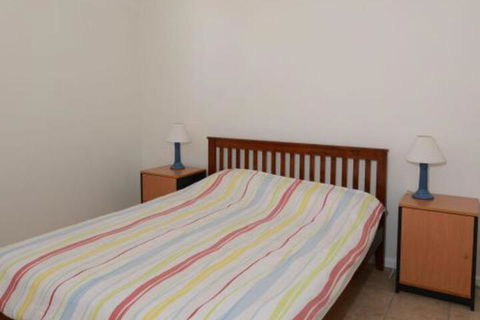 2 Cliff Road - Darwin Holiday 7