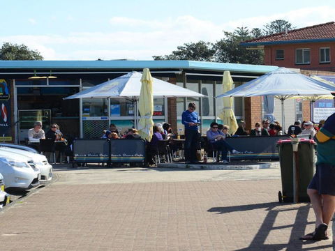 Debra Court 6 - Darwin Holiday 3