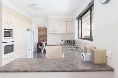 50 Lakeview - Darwin Holiday 6