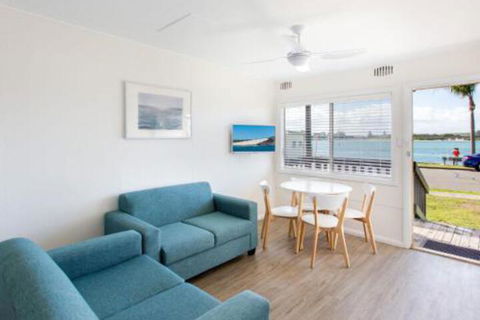 Lakeside Flats 6 - Darwin Holiday 7