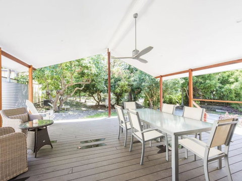 Ripples On The Bay - Darwin Holiday 6