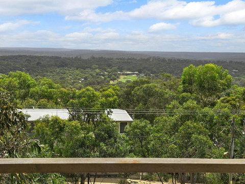 NICHE On NOBLE Ever Changing Vista - Darwin Holiday 3