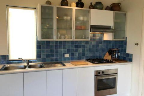 Orion Studio With Ocean Views - Darwin Holiday 4