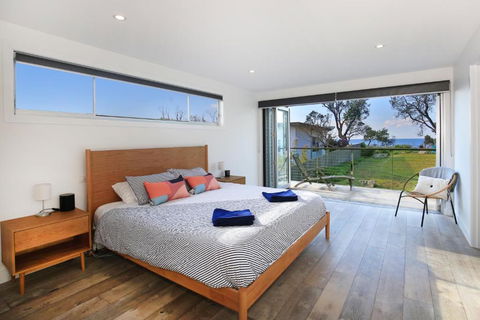 Oceanside At Culburra Pet Friendly Absolute Beachfront - Darwin Holiday 2