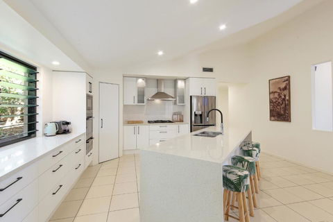 20 Avalon Street Coolum Beach Pets Welcome - Darwin Holiday 3