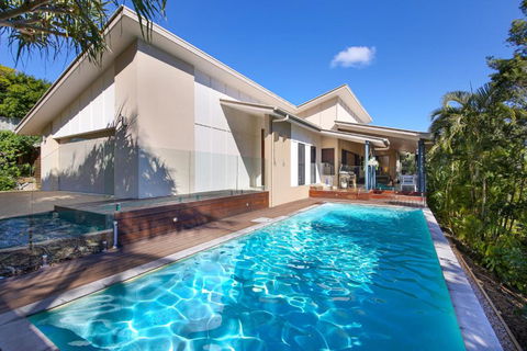 20 Avalon Street Coolum Beach Pets Welcome - Darwin Holiday 1