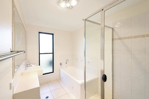 20 Avalon Street Coolum Beach Pets Welcome - Darwin Holiday 5