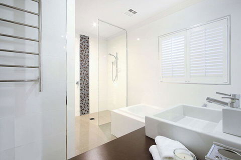 Lang Street Luxury Retreat Mulwala - Darwin Holiday 4