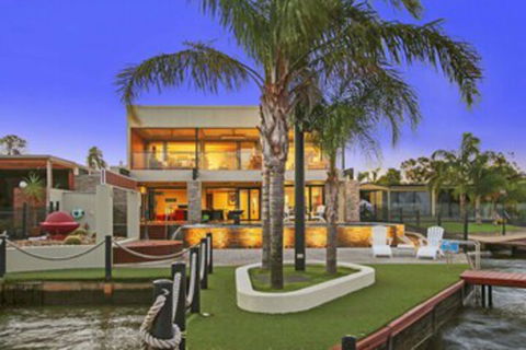 Lang Street Luxury Retreat Mulwala - Darwin Holiday 0