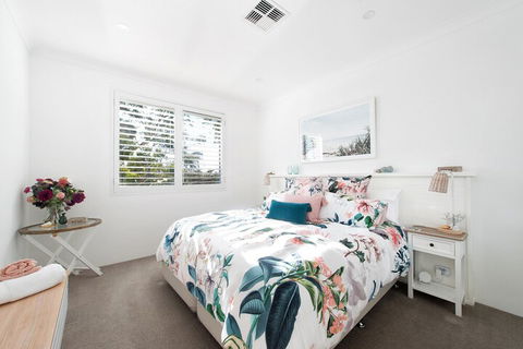 Arabella Stylish Seaside Sanctuary With Views - Darwin Holiday 6