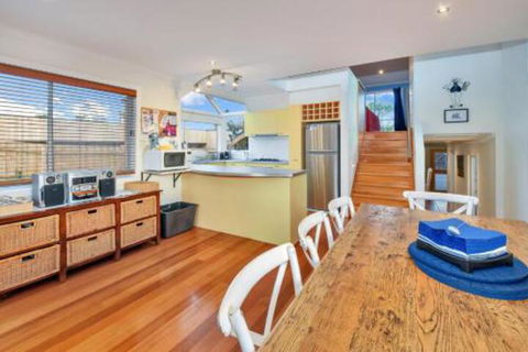 The Blue House Rye Family Entertainer - Darwin Holiday 3