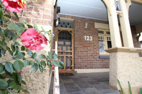 123 Hill St. Heart Of Orange Double Brick - Darwin Holiday 3