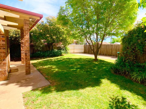 123 Hill St. Heart Of Orange Double Brick - Darwin Holiday 4