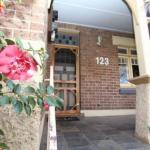 123 Hill St. Heart Of Orange Double Brick - Darwin Holiday 1