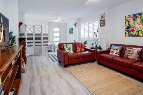 Mahalo - Darwin Holiday 6