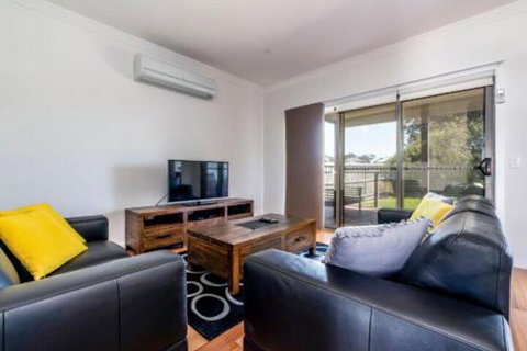 SURFSIDE LAKEVIEWS FREE WIFI - Darwin Holiday 5