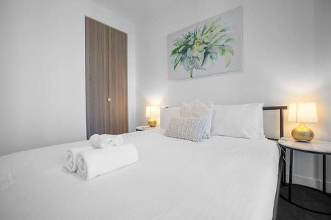 Charming Gem In Center Melbourne - Darwin Holiday 1
