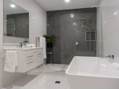 Bella K Style Comfort & Location - Darwin Holiday 6