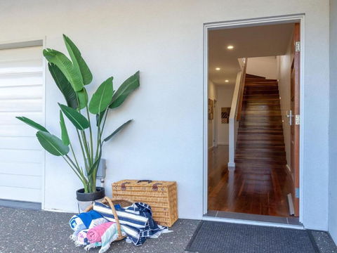 Bella K Style Comfort & Location - Darwin Holiday 4