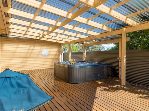 Bluewater Riverfront Location With Water Views - Darwin Holiday 2