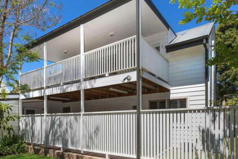 Blake Loft On Manning 500 Metres To Two Beaches - Darwin Holiday 0