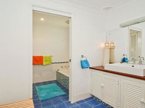 Casa Callala On King George Well Appointed Home - Darwin Holiday 1