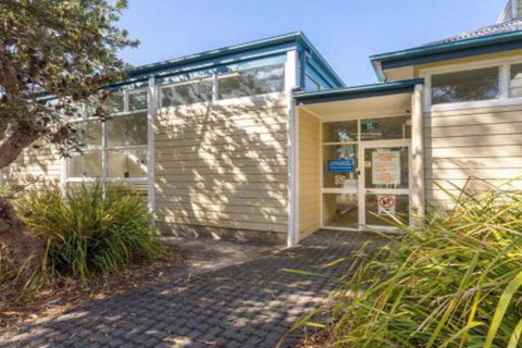 Callala Breeze Access To Indoor Community Pool - Darwin Holiday 5