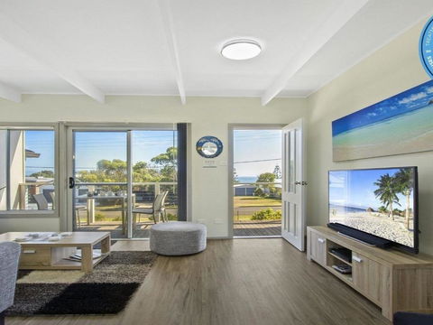 Dolphin Breeze Fully Fenced & Pet Friendly - Darwin Holiday 1