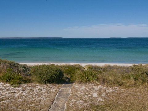 Eden On The Beach Beachside Getaway - Darwin Holiday 1