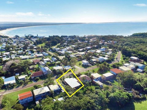 Horizons At Currarong Architecturally Designed Beach House - Darwin Holiday 4