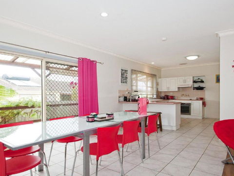 Life Of Riley & Darcey Ideal For Pets - Darwin Holiday 1