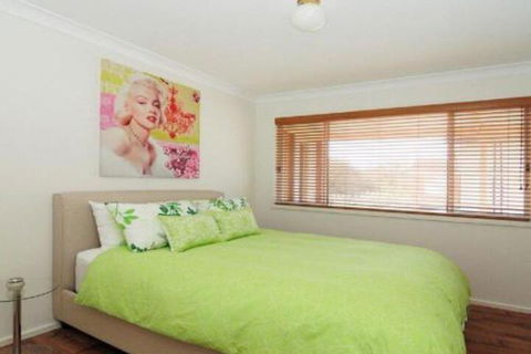 Marilyns 180 Degree Views Of Jervis Bay - Darwin Holiday 6