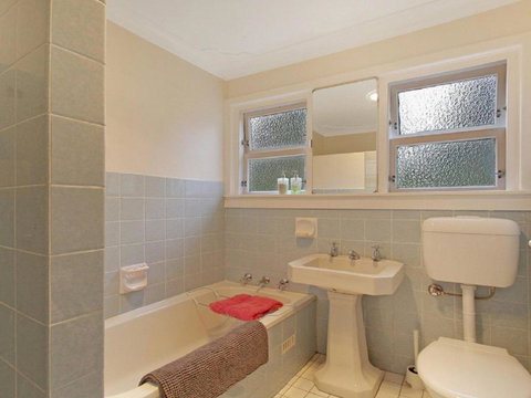 Number 12 July Special 3 Nights For Price Of 2 - Darwin Holiday 5