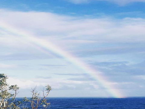 Rainbows End Soaring Views North To Gerroa - Darwin Holiday 4