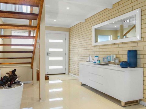 Sea Gem Air Conditioned & Fireplace - Darwin Holiday 6