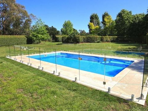 Sarnia Period Home In Garden Oasis With Pool - Darwin Holiday 4