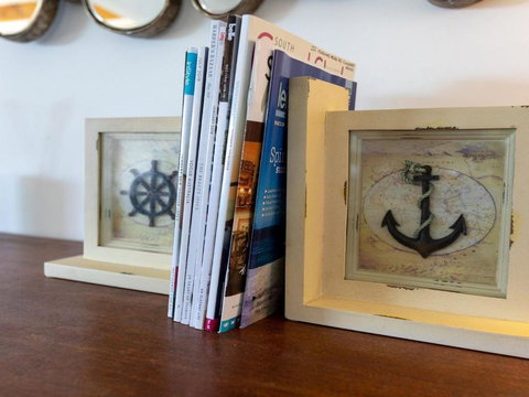 Seaspray On Culburra Dolphin & Whale Watching - Darwin Holiday 6