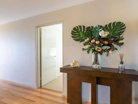 Shore To Please Comfort Cafes & Beaches - Darwin Holiday 3