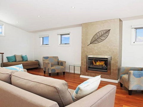 Surf Mist Contemporary Seaside Duplex - Darwin Holiday 5