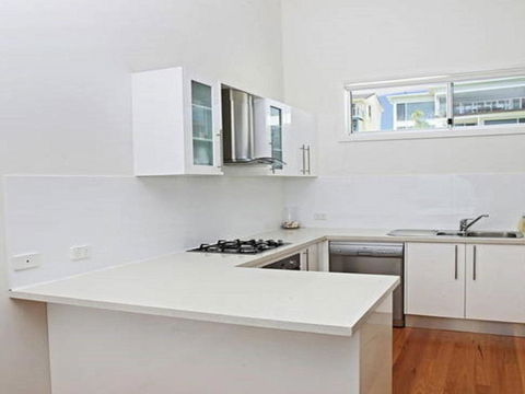 Surf Mist Contemporary Seaside Duplex - Darwin Holiday 6